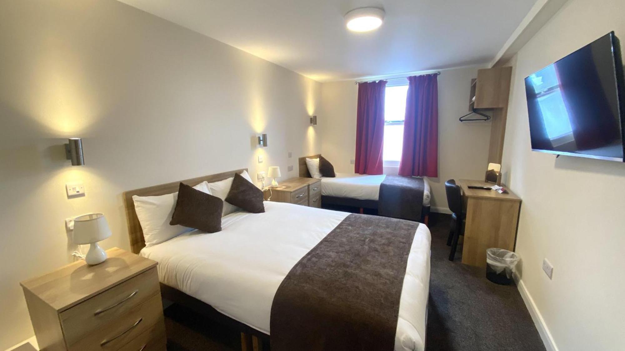 Russ Hill Hotel Charlwood Rom bilde