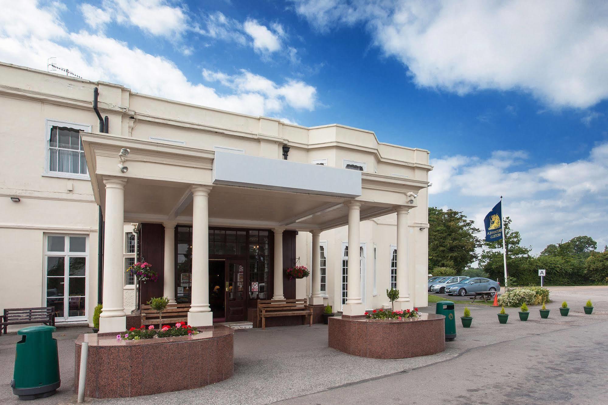 Russ Hill Hotel Charlwood Eksteriør bilde